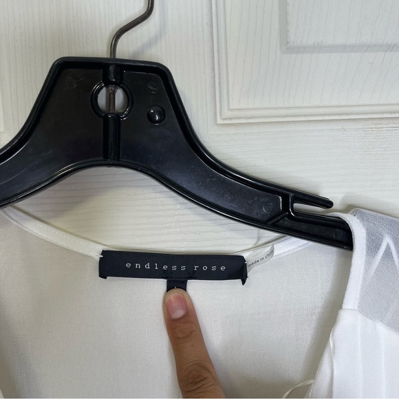 Anthropologie Endless Rose V-Neck Chiffon
Romper Sz L - Picture 9 of 10